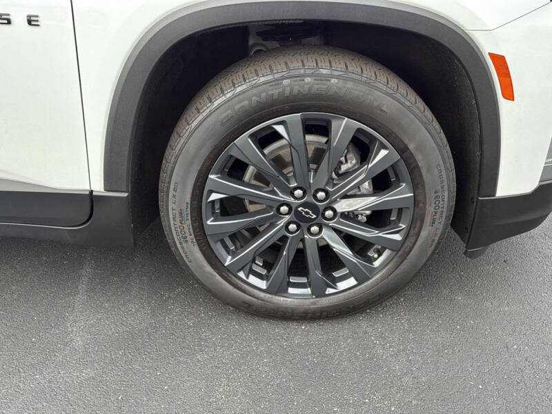 2023 Chevrolet Traverse RS
