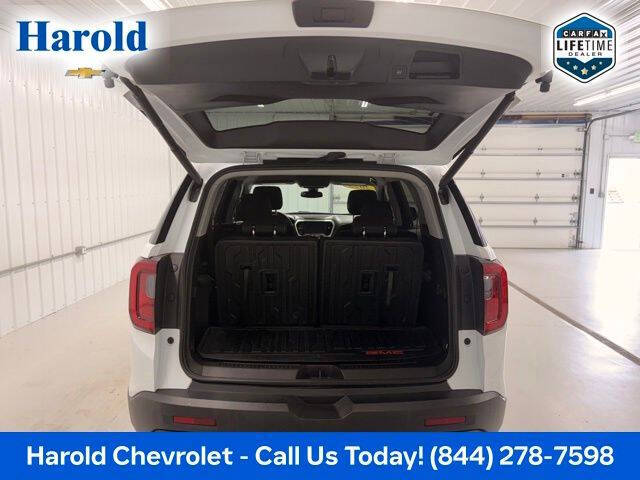 2023 GMC Acadia