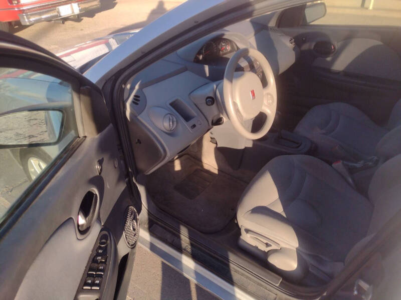 2003 Saturn Ion 2