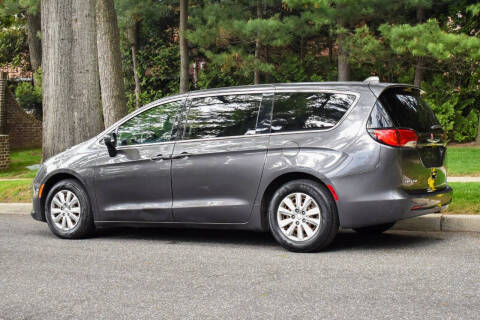 2019 Chrysler Pacifica L