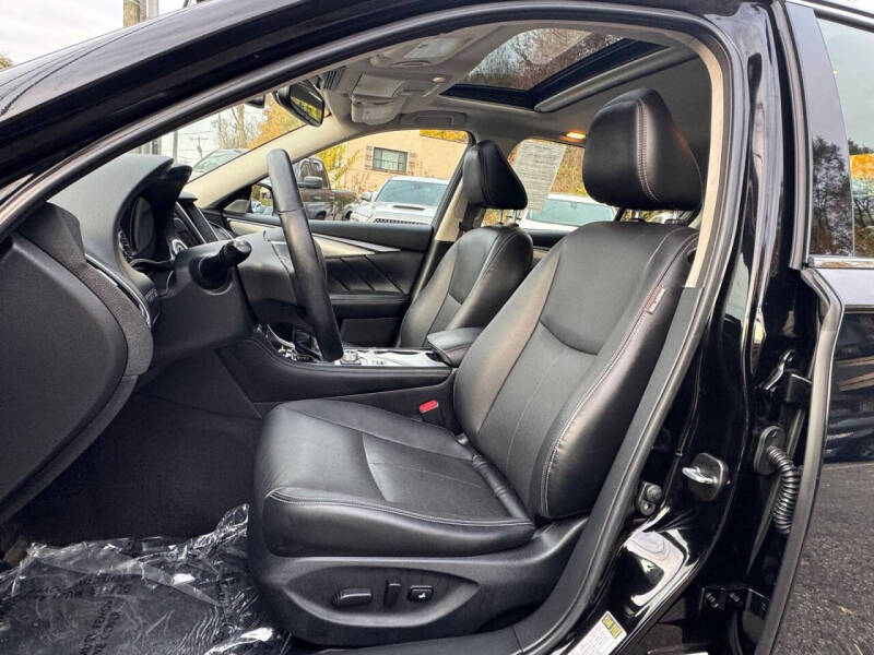 2021 Infiniti Q50 Luxe