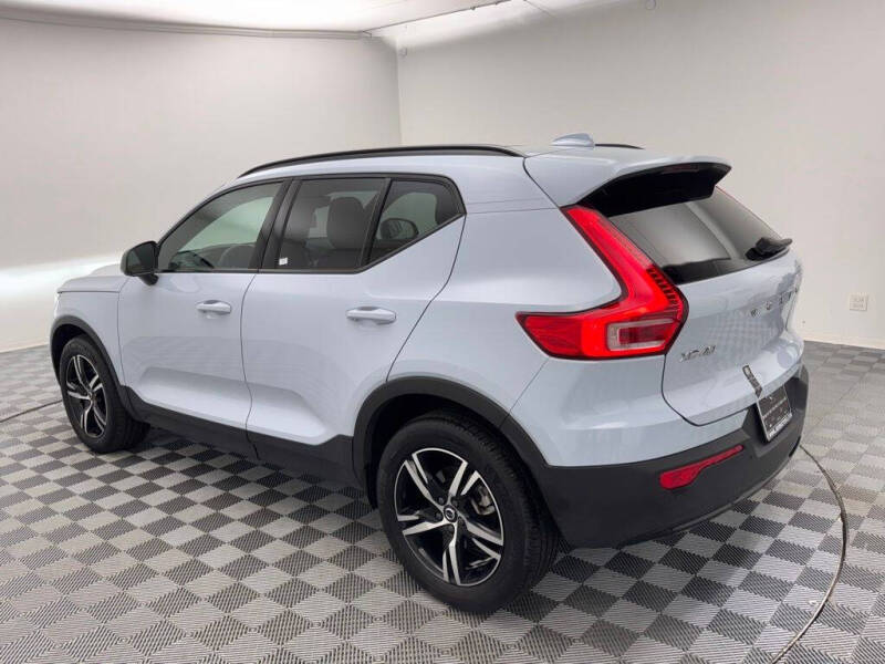 2024 Volvo XC40