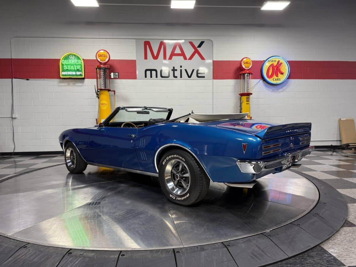 1968 Pontiac Firebird 58