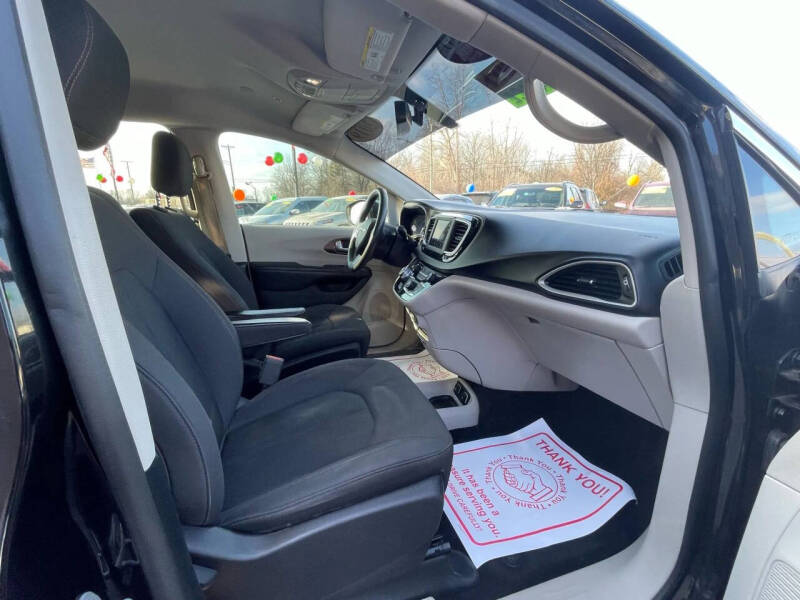 2019 Chrysler Pacifica Touring