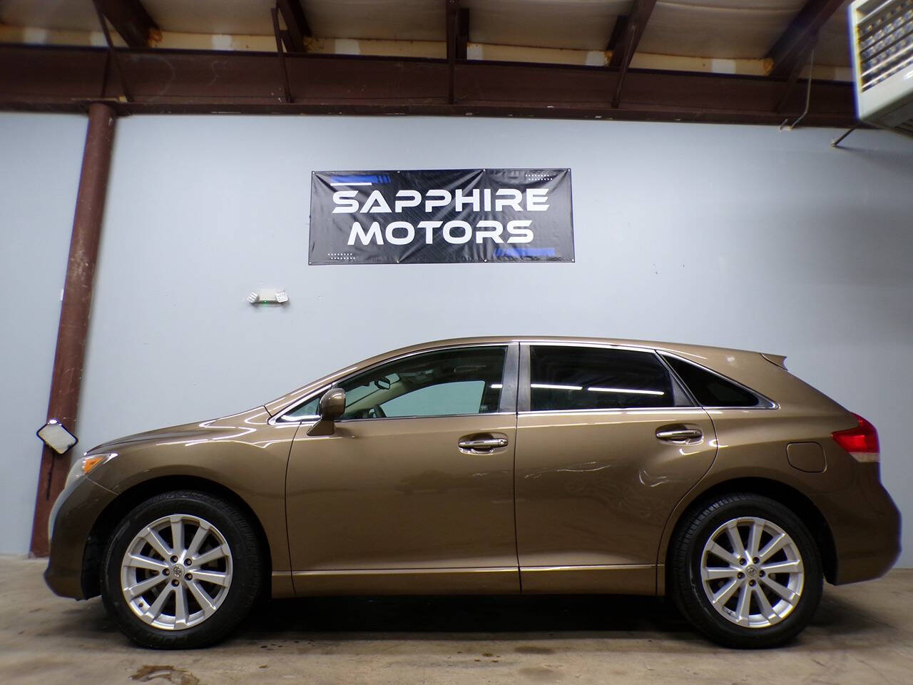 2010 Toyota Venza for sale at Sapphire Motors in Gurnee, IL