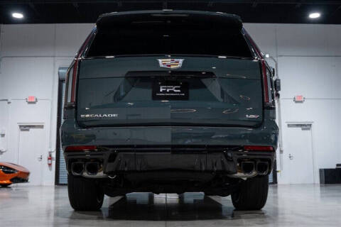 2025 Cadillac Escalade-V