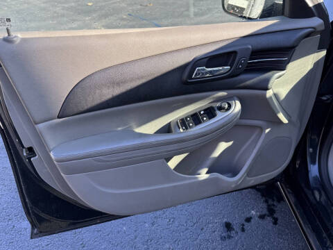 2015 Chevrolet Malibu LS