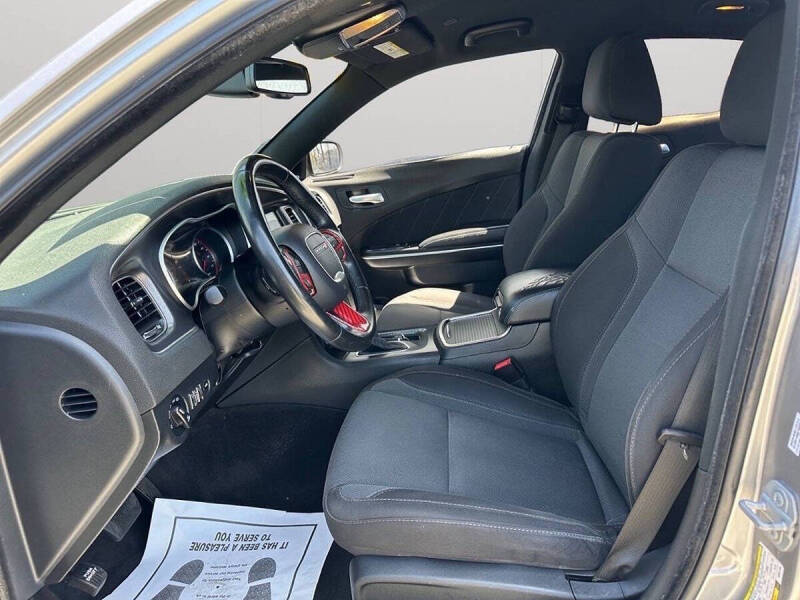 2017 Dodge Charger SXT