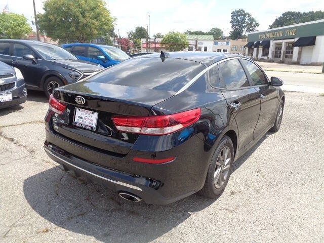 2020 Kia Optima LX