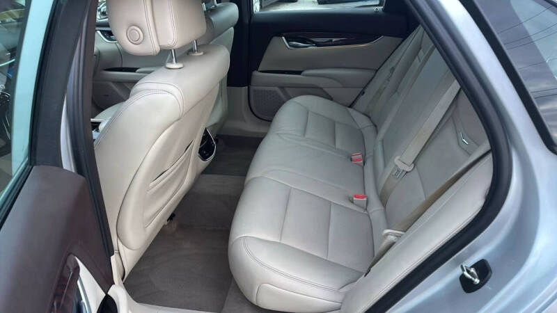 2014 Cadillac XTS Luxury Collection