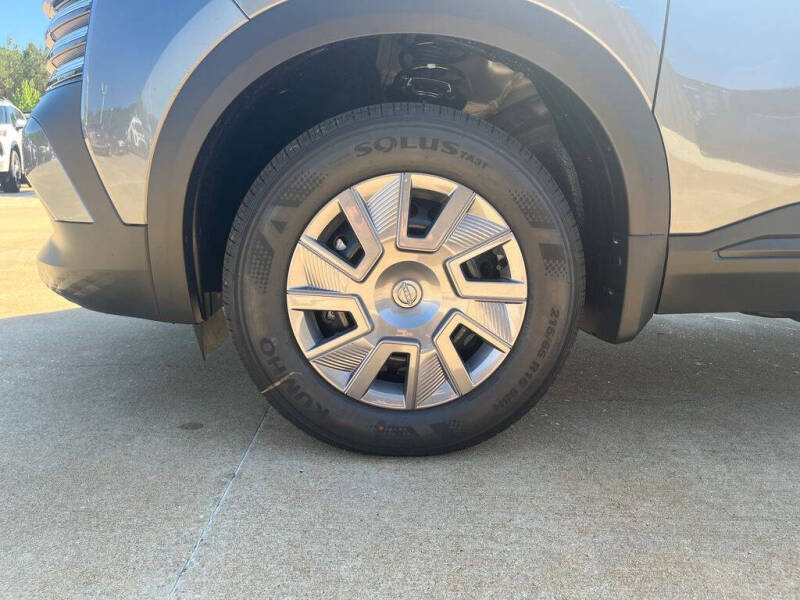 2026 Nissan Kicks S