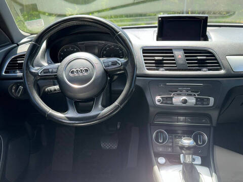 2016 Audi Q3 2.0T Premium Plus