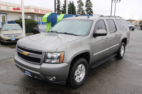2009 Chevrolet Suburban for sale at BAYSIDE AUTO SALES in Everett WA
