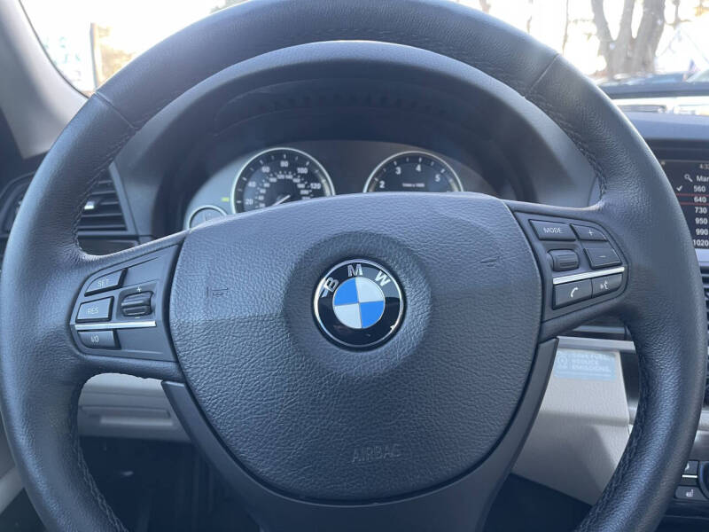 2012 BMW 5 Series 528i xDrive