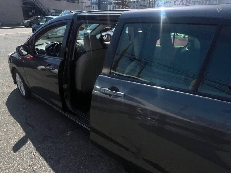 2012 Mazda MAZDA5 Touring