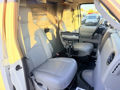 2011 Ford E-Series E-250