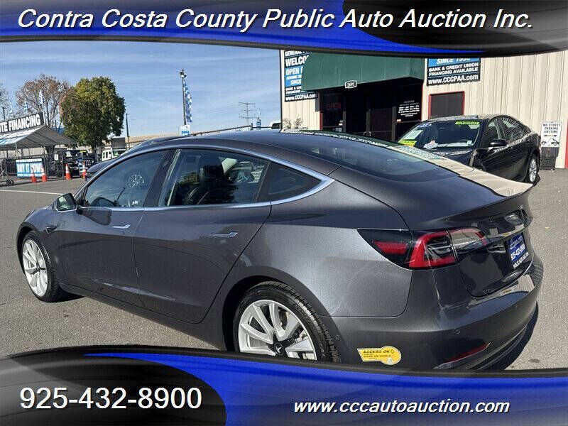 2018 Tesla Model 3 Long Range