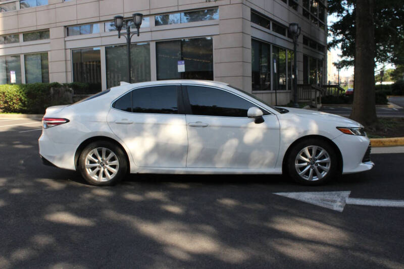 2020 Toyota Camry LE