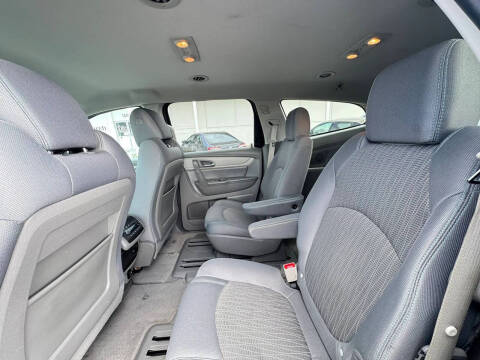2017 Chevrolet Traverse LT