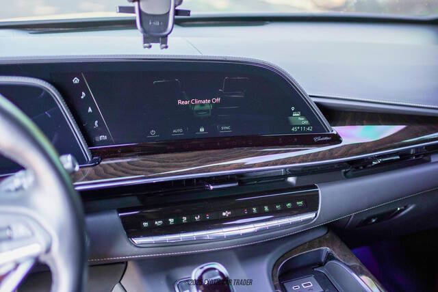 2023 Cadillac Escalade ESV Sport Platinum