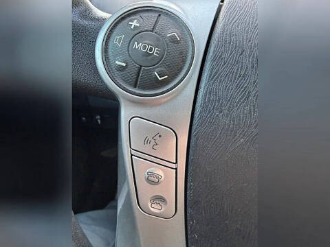 2016 Toyota Prius v