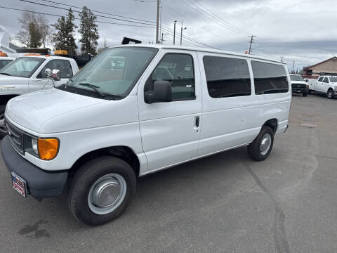 2004 Ford E-Series E-350 SD XL