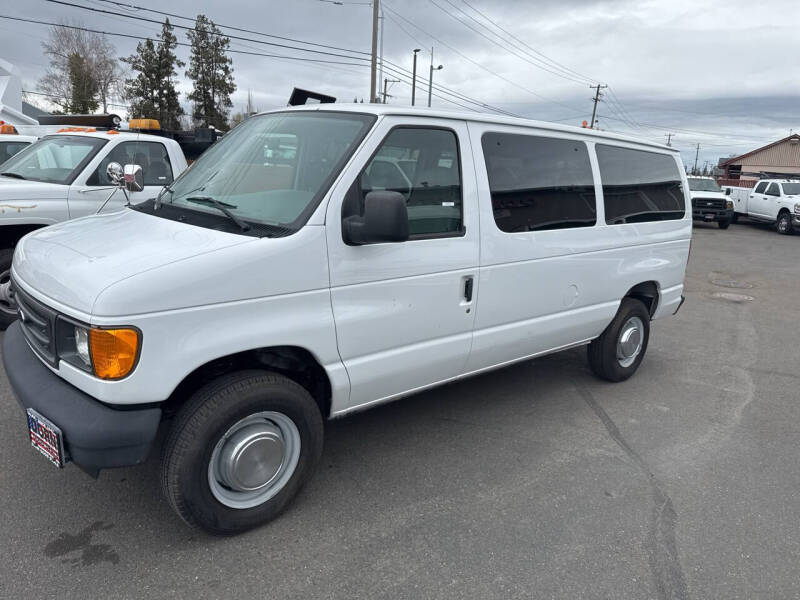 2004 Ford E-Series E-350 SD XL