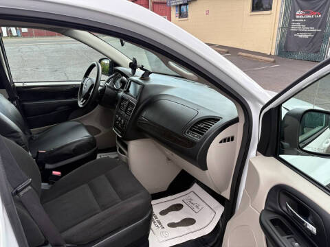2017 Dodge Grand Caravan SE Plus
