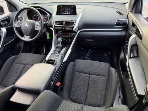 2020 Mitsubishi Eclipse Cross LE