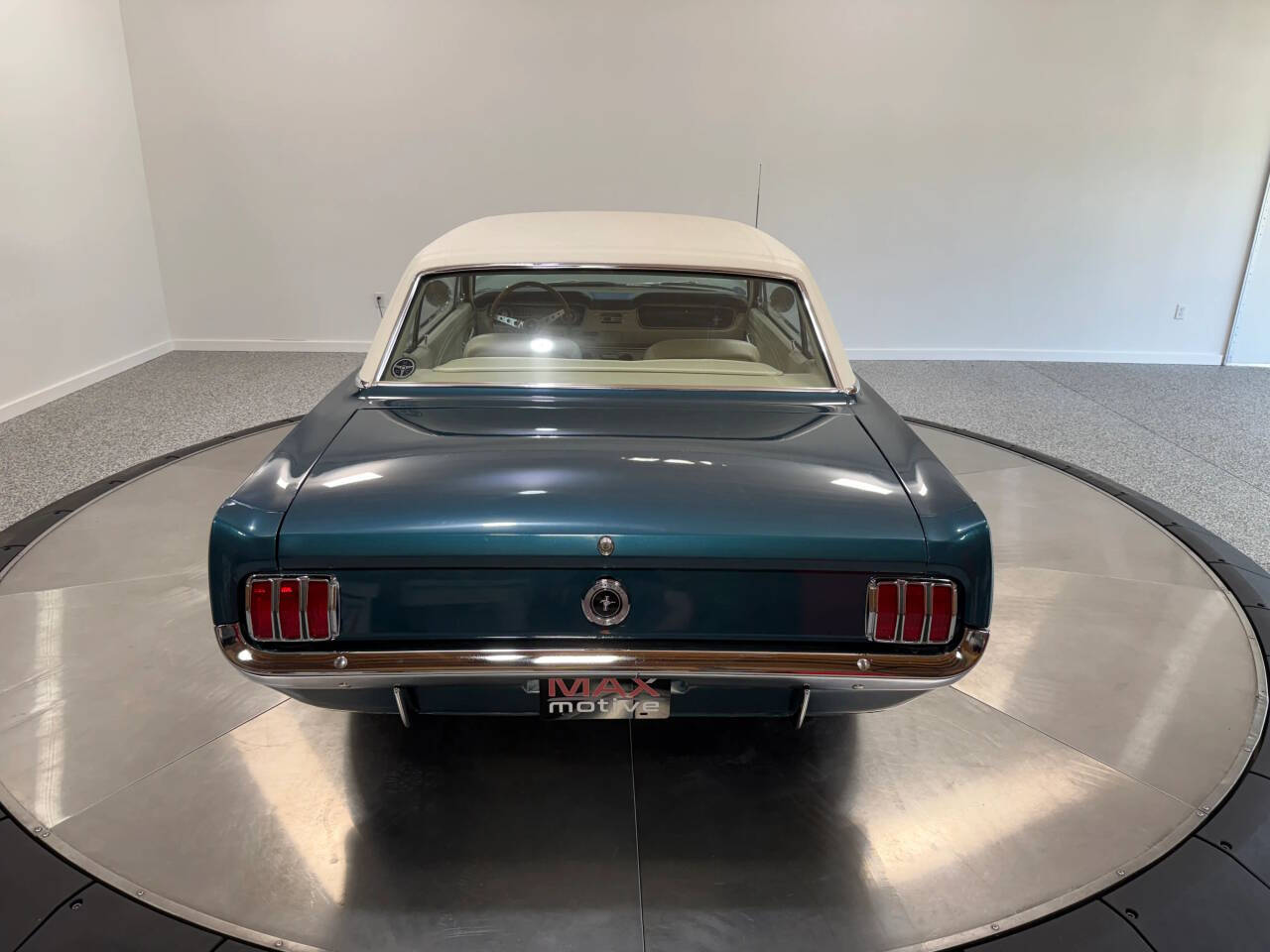 1965 Ford Mustang 45
