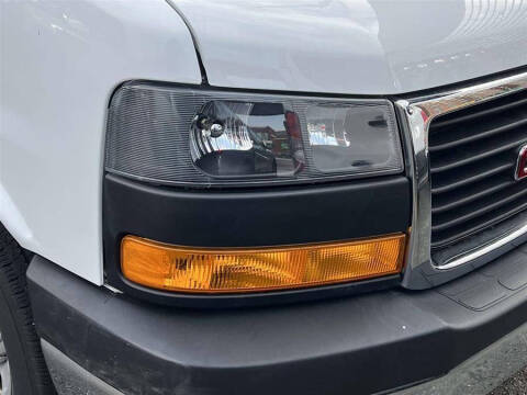 2023 GMC Savana 2500