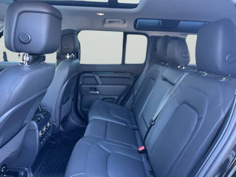 2025 Land Rover Defender 110 P500 X-Dynamic SE