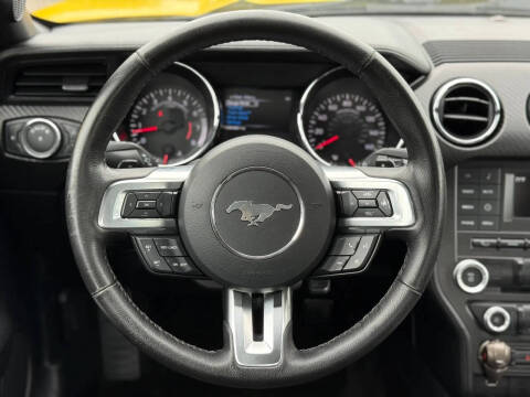 2015 Ford Mustang V6