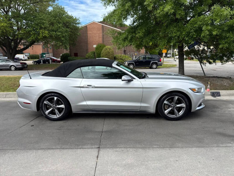 2017 Ford Mustang V6