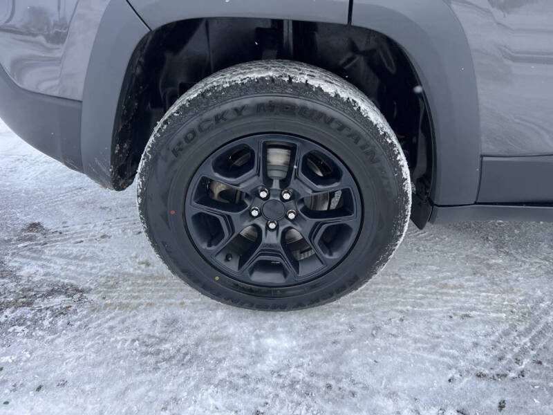 2021 Jeep Cherokee Trailhawk