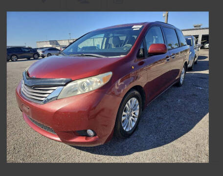 2015 Toyota Sienna for sale at Kidron Kars INC in Orrville OH