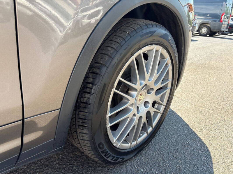 2013 Porsche Cayenne S