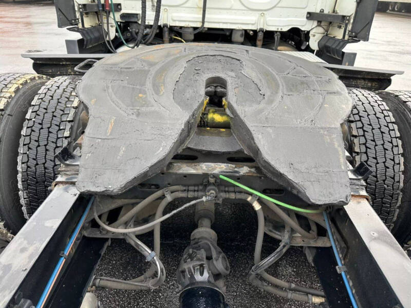 2021 Freightliner Cascadia