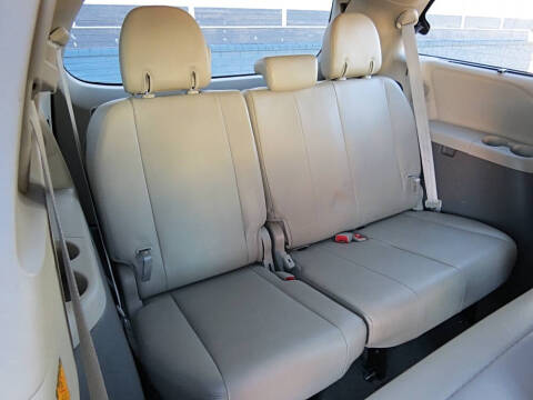 2011 Toyota Sienna