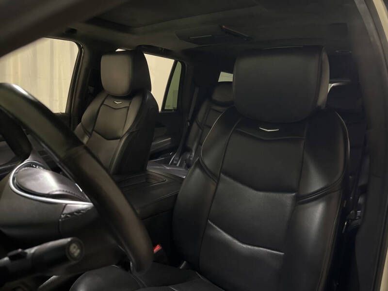 2018 Cadillac Escalade Platinum