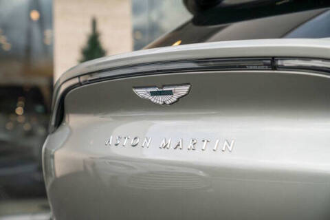2021 Aston Martin DBX