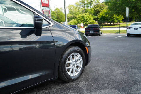 2023 Chrysler Pacifica Touring L