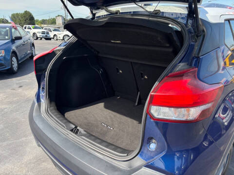 2018 Nissan Kicks SR