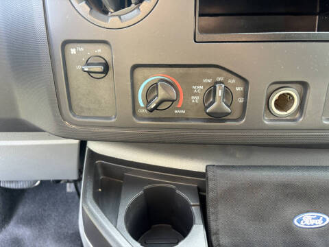 2011 Ford E-Series E-250