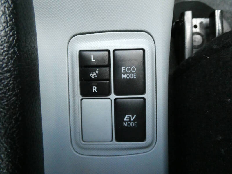 2013 Toyota Prius c Four
