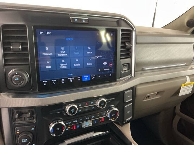 2025 Ford F-450 Super Duty Platinum