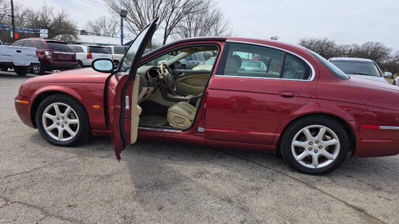 2005 Jaguar S-Type for sale at Dave-O Motor Co. in Haltom City TX