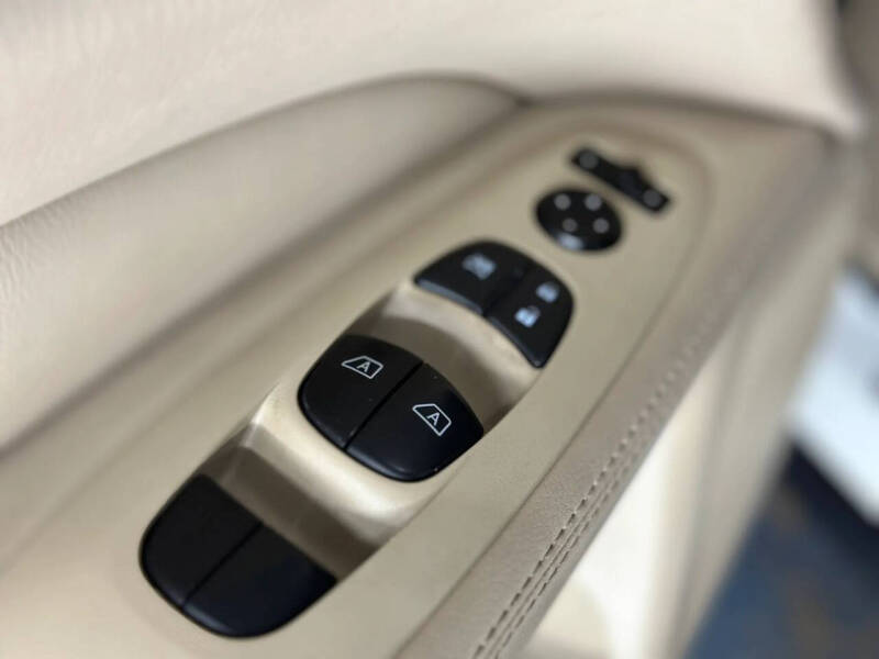 2013 Nissan Pathfinder Platinum
