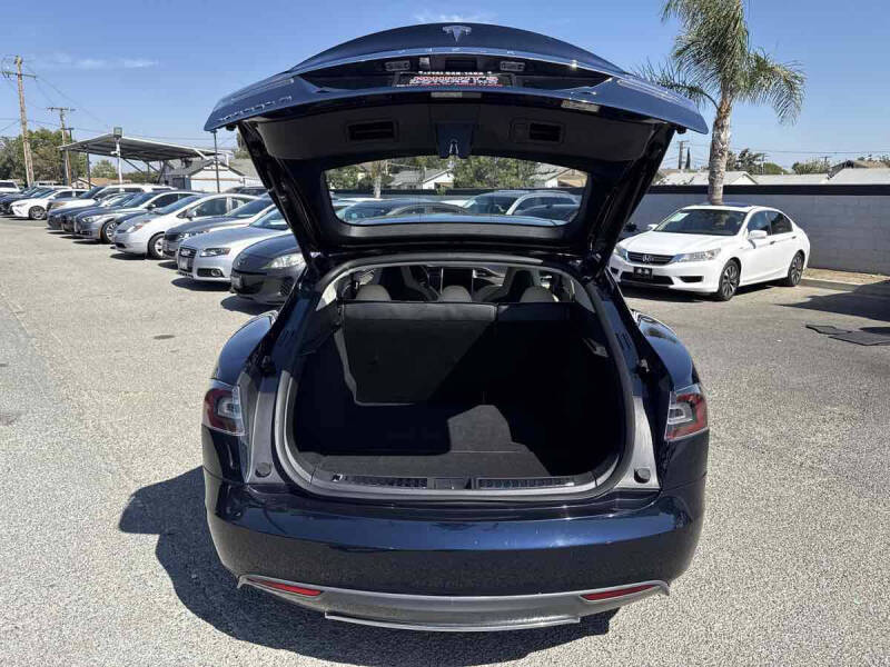 2012 Tesla Model S Performance