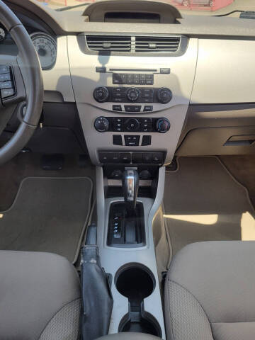 2009 Ford Focus SES
